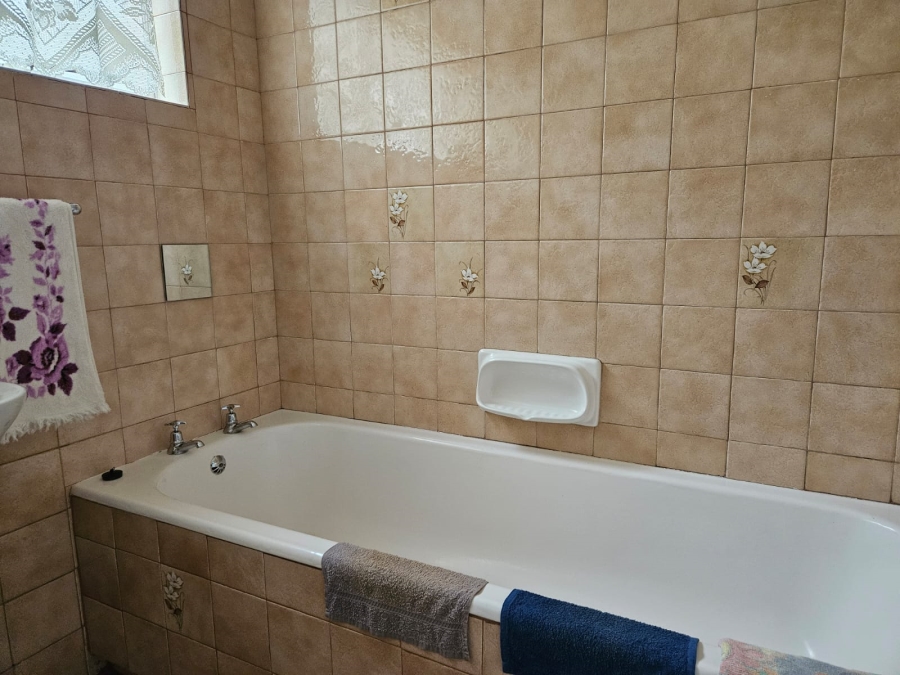 3 Bedroom Property for Sale in Hadison Park Northern Cape